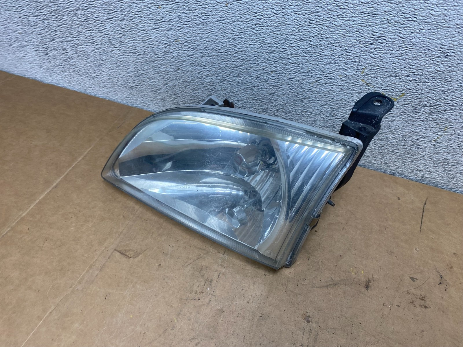 2001 2002 2003 Toyota Sienna Left Driver Lh Side Headlight Halogen X3869 DW1
