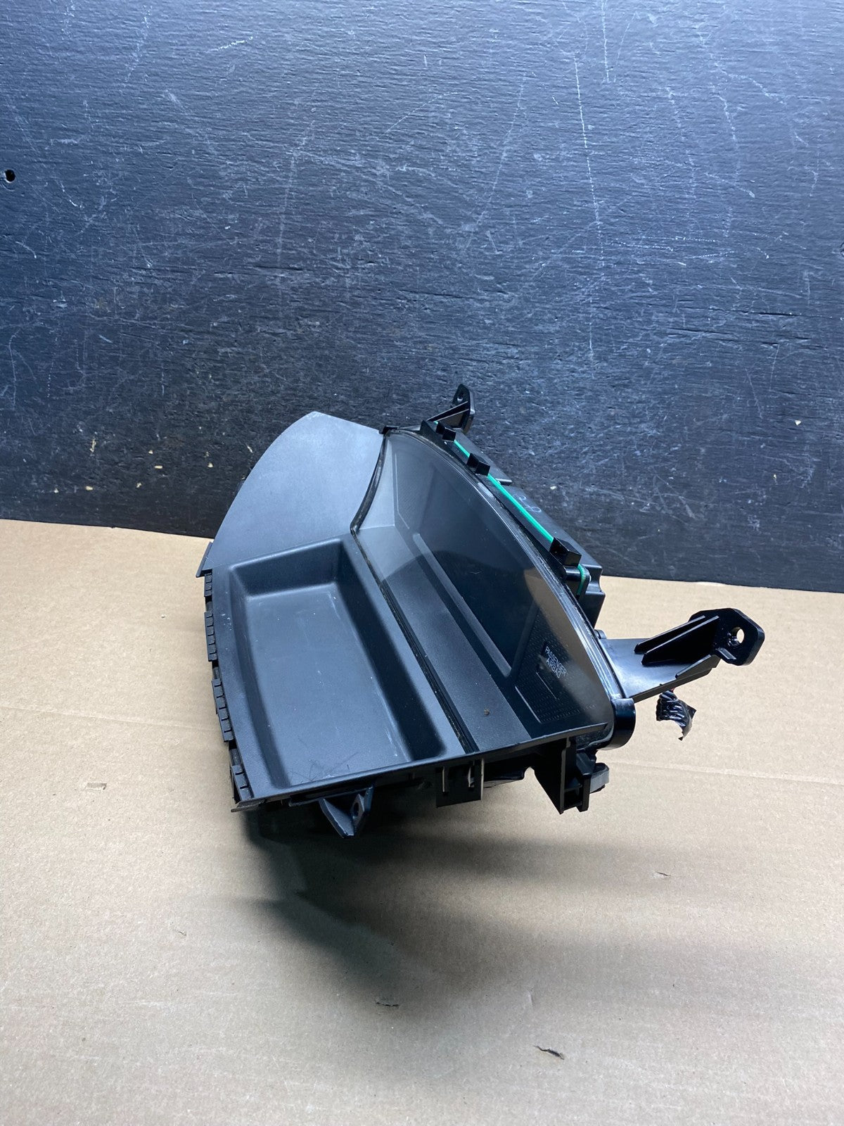 2009 to 2011 Honda Pilot Information Display Screen AH9740 DG2