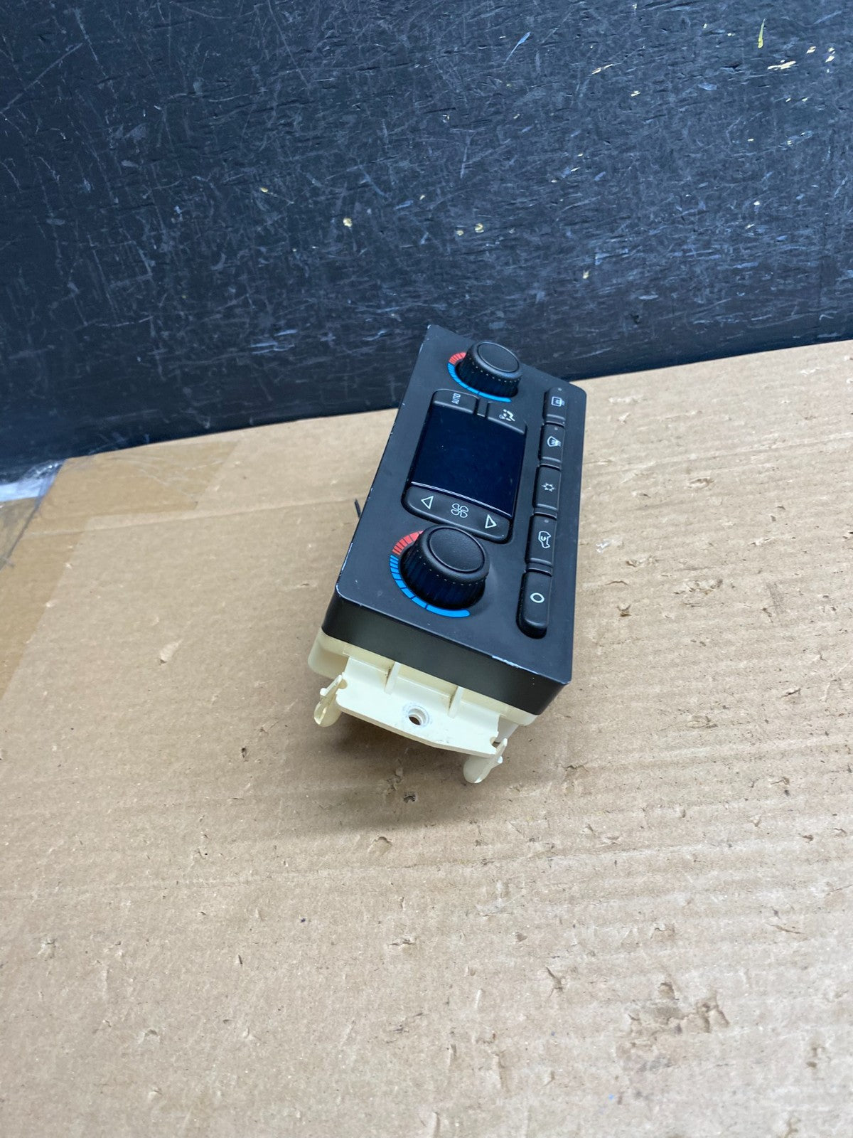 2003 to 2006 Chevrolet Silverado HVAC Heater Climate Control Module AG6228 DG1