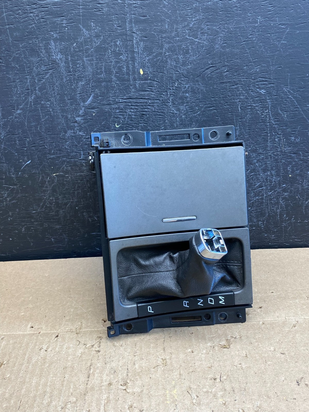 2013 - 2019 Ford Taurus Center Console Shifter Trim Storage ac6796 DG0