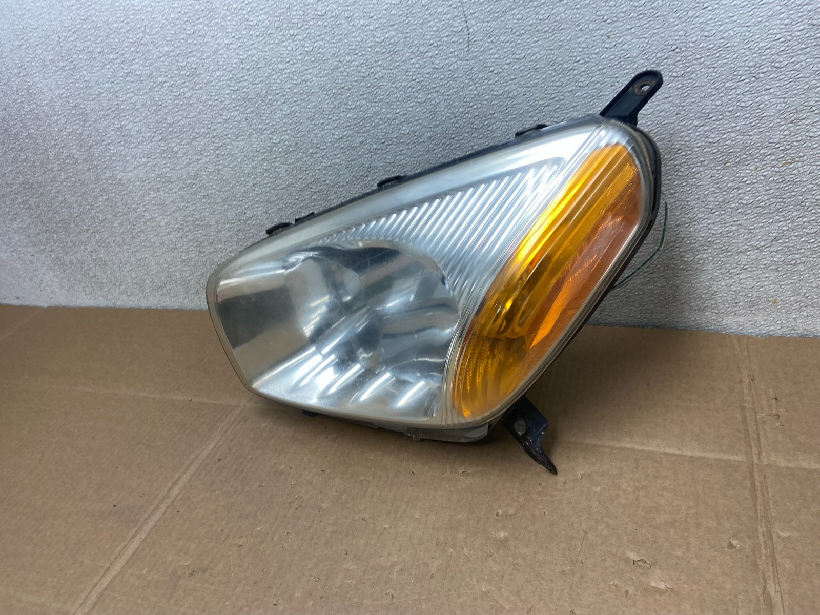 2001 - 2003 Toyota Rav4 Left Driver LH Side Headlight Halogen Oem Y8496 DW1