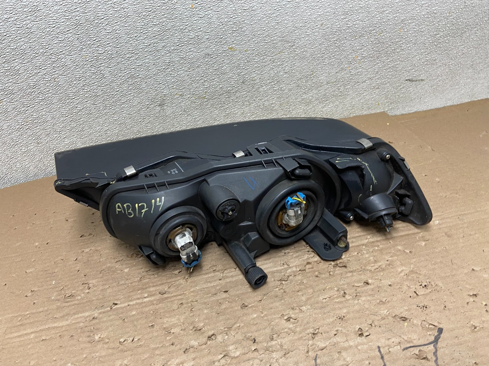 Halogen 1999 to 2002 Bmw Z3 Left Driver LH Clear Lens Headlight Oem AB1714 DG9