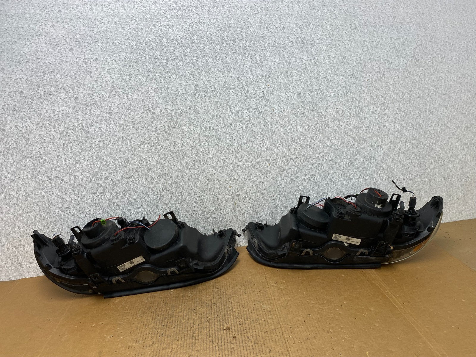 2001-2003 BMW E39 5 Series Left+Right Set LED Headlight AE1409 DG7