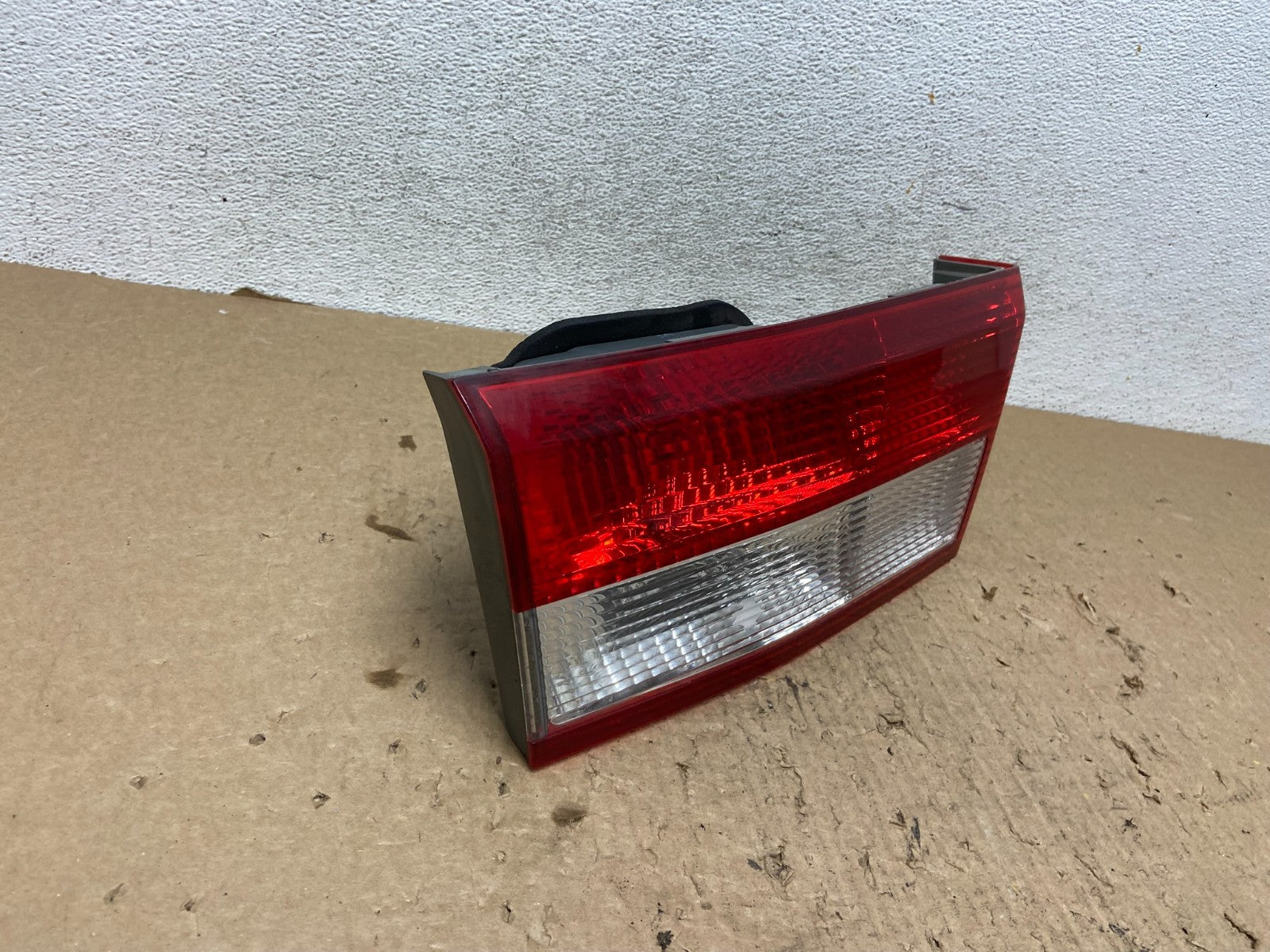 2003-2004 Honda Accord Sedan Left Driver LH Inner Tail Light AF8391 DW2