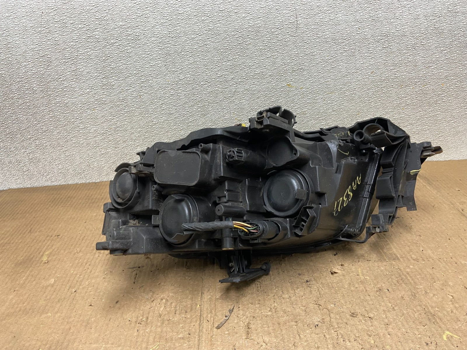 Halogen 2009 to 2012 Audi A4 Right Passenger RH Side Headlight AA8327 DW6