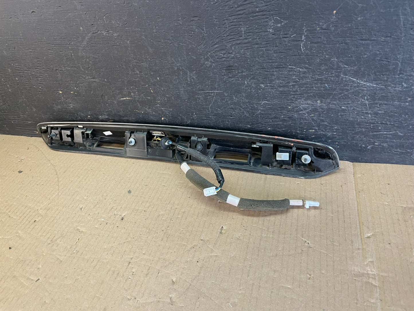 2013-2020 Nissan Pathfinder Rear Lift Gate Chrome Handle Moulding Camera AE36445