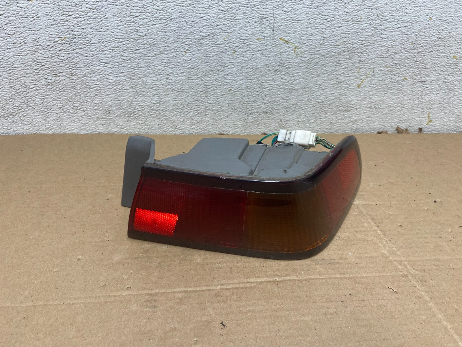 1997 1998 1999 Toyota Camry Tail Light Right Passenger Rh Side Oem Q8988 DW0