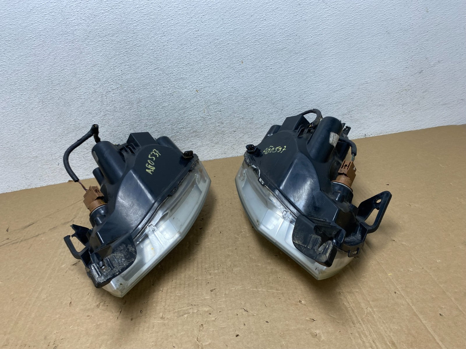 2008 2009 2010 2011 Ford Focus Left+Right Headlights Halogen AG0537 DW13