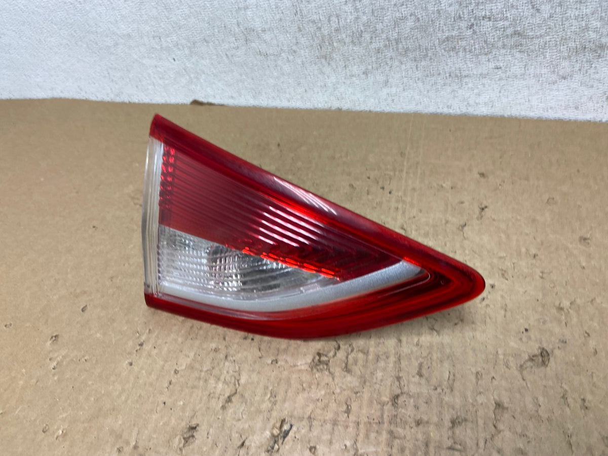 2013 to 2016 Ford Escape Left Driver LH Side Inner Tail Light AF8175 LK1