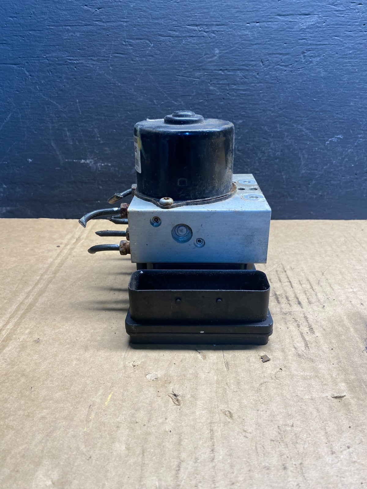 2004 - 2007 Nissan Murano ABS Anti Lock Brake Pump Module AC7835 DG3