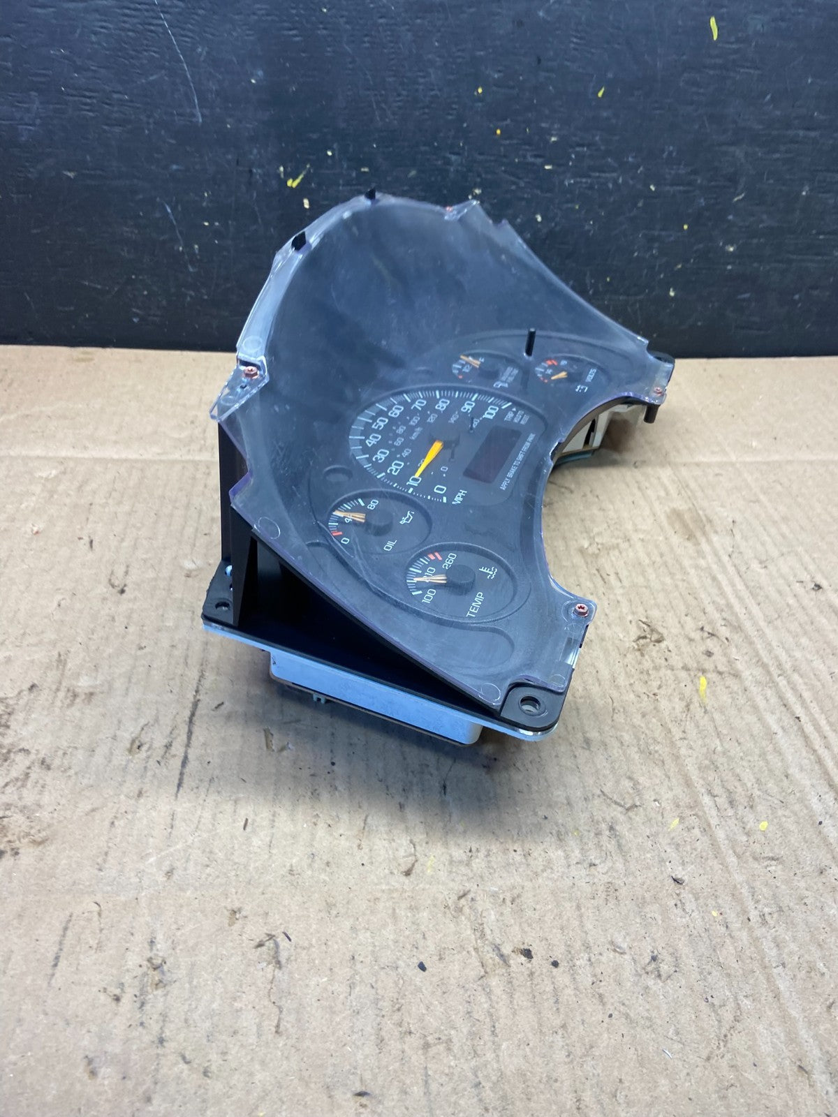 2000 to 2005 Chevrolet Astro Cluster Gauge Speedometer P3369 PS1