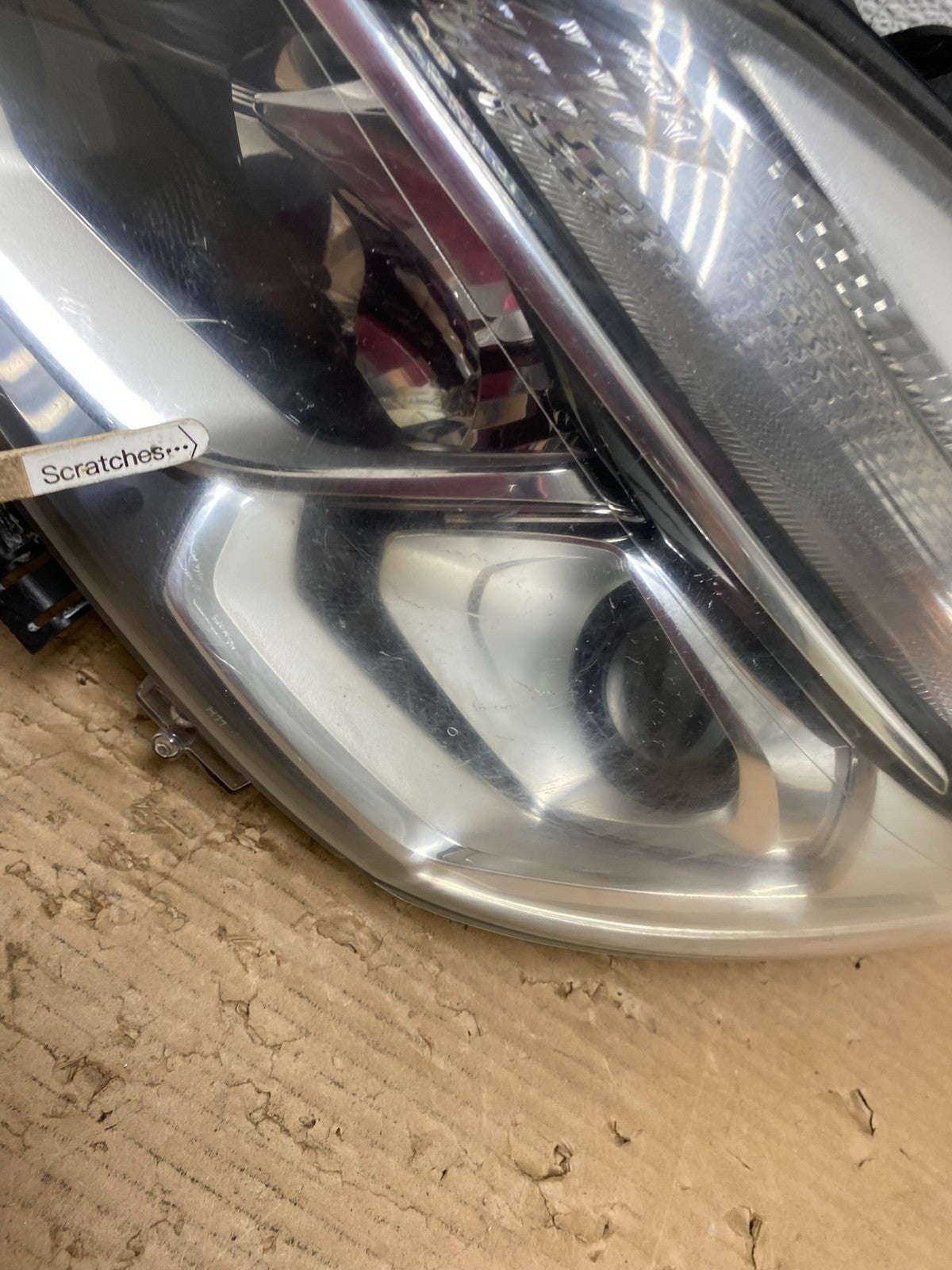 2016-2018 Chevrolet Equinox Left Driver LH Halogen Headlight AD4337 DW3
