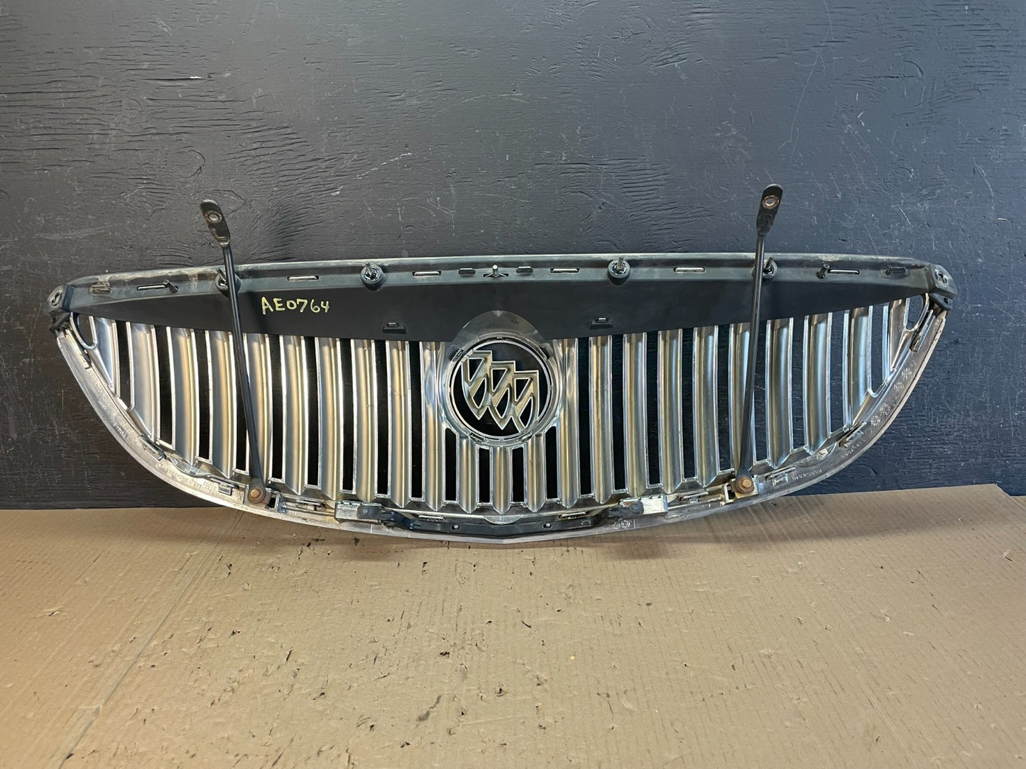 2008 to 2012 Buick Enclave Front Upper Grill Grille ae0764 DG3