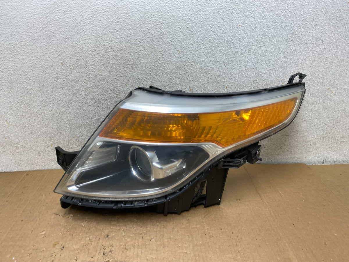 2011 to 2015 Ford Explorer Left Driver LH Halogen Headlight AI9079 DW0