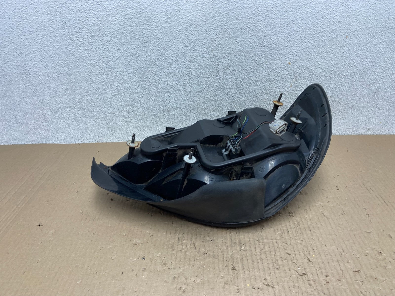 1999-2005 Pontiac Grand AM Right Passenger RH Side Tail Light AF2846 DG4