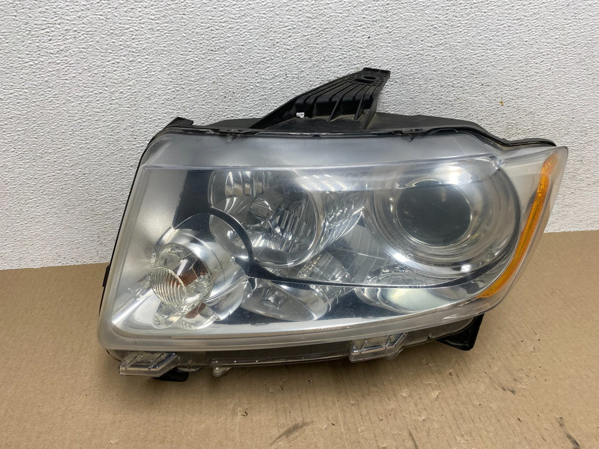 2011-2013 Jeep Grand Cherokee Left Driver LH Xenon Headlight AH6795 DW0