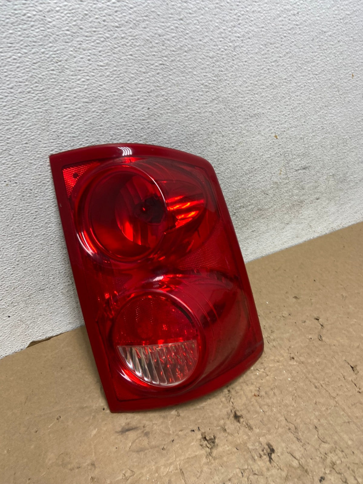2005-2011 Dodge Dakota Right Passenger Rh Side Tail Light AF8265 LK2
