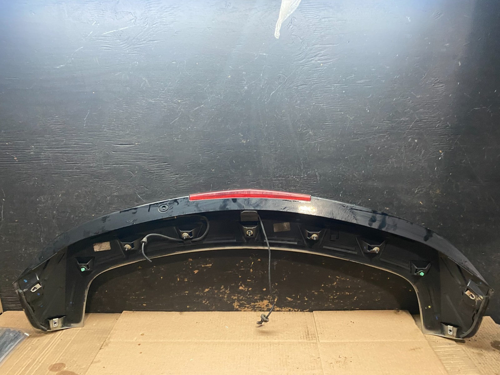 2010-2016 Cadillac Srx Upper Rear Spoiler Wing Brake Light Oemt Oem W2520 DG3