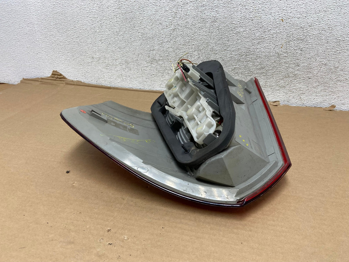 2007 to 2009 Mercedes GL-Class GL450 Left Driver LH Tail Light AG9135 LK5