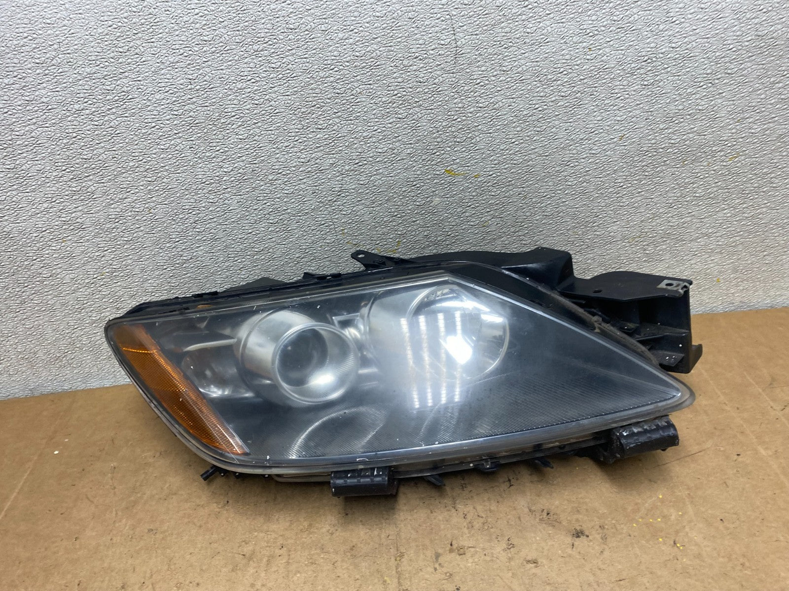 Halogen 2007 to 2009 Mazda CX-7 Right Passenger RH Side Headlight DEPO X7041 DW0