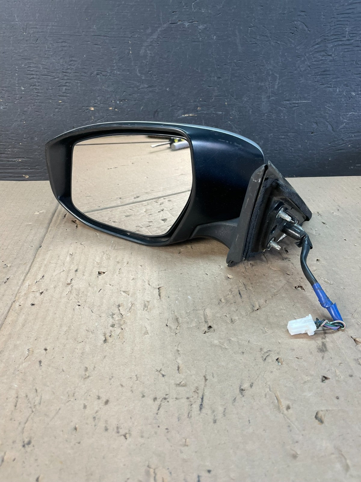 2016 to 2018 Nissan Altima Left Driver LH View Power Turn Door Mirror AE0729 DW2