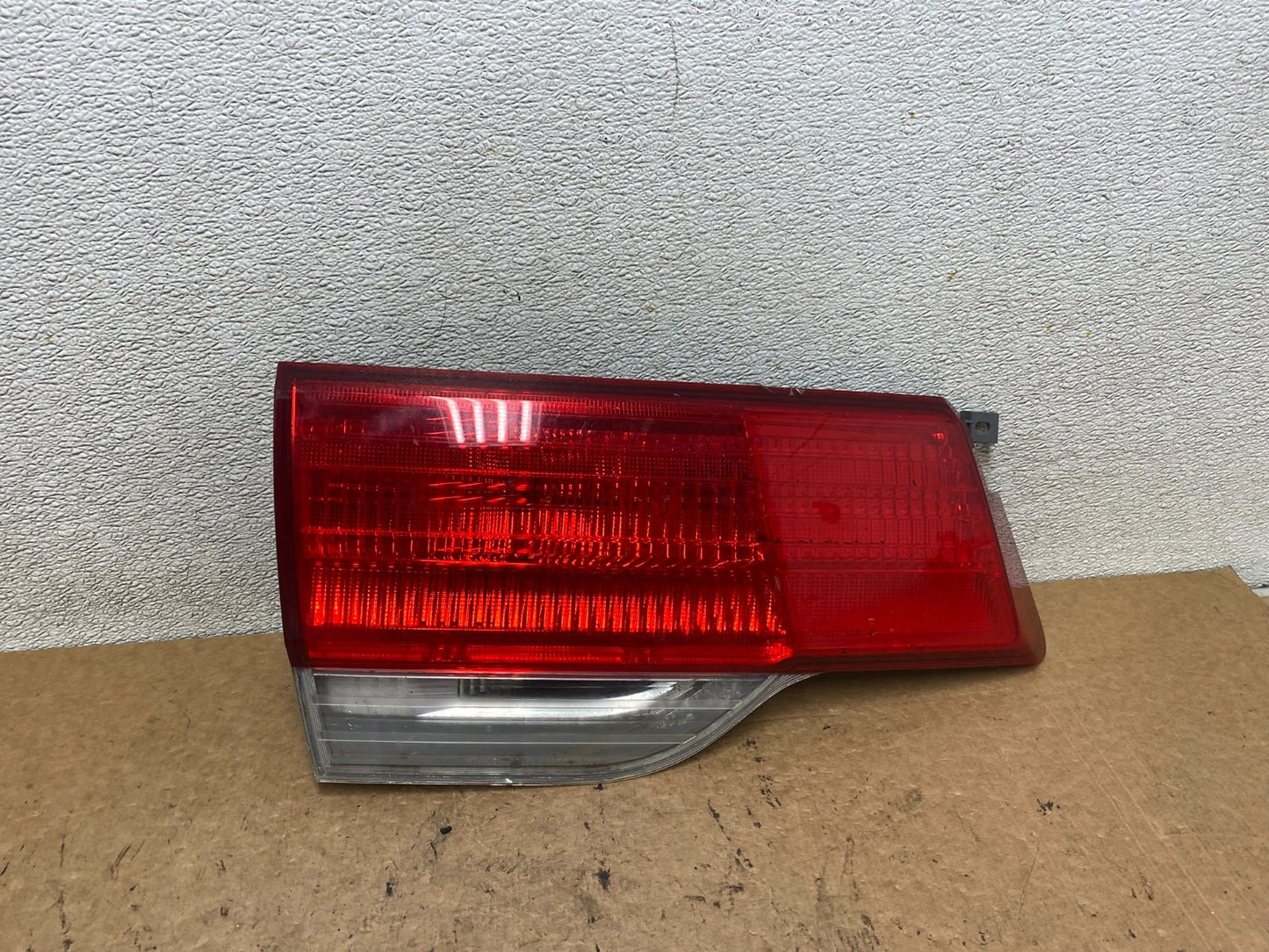 2008 to 2010 Honda Odyssey Left Driver LH Side Tail Light Inner Oem S7704 DW0