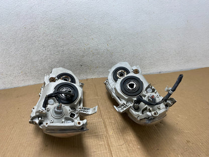 2010 - 2011 Toyota Camry Left+Right Halogen Headlights AI6963 DW11