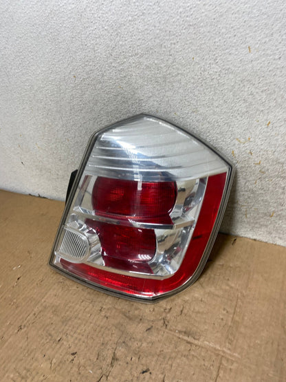 2007 to 2012 Nissan Sentra Right Passenger Rh Side Tail Light AI8232 LK1