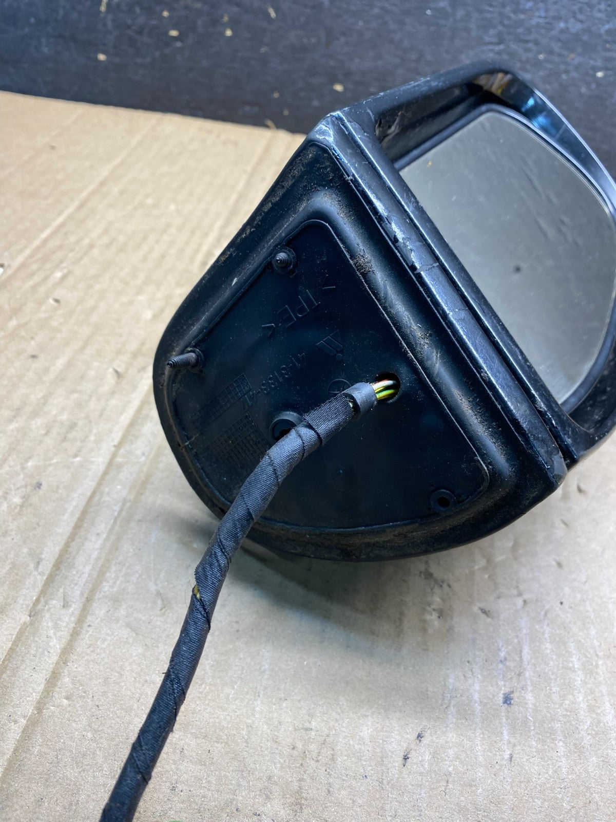 2005 to 2007 Mercedes-Benz C Class Left Driver LH View Door Mirror AG3714 MS4