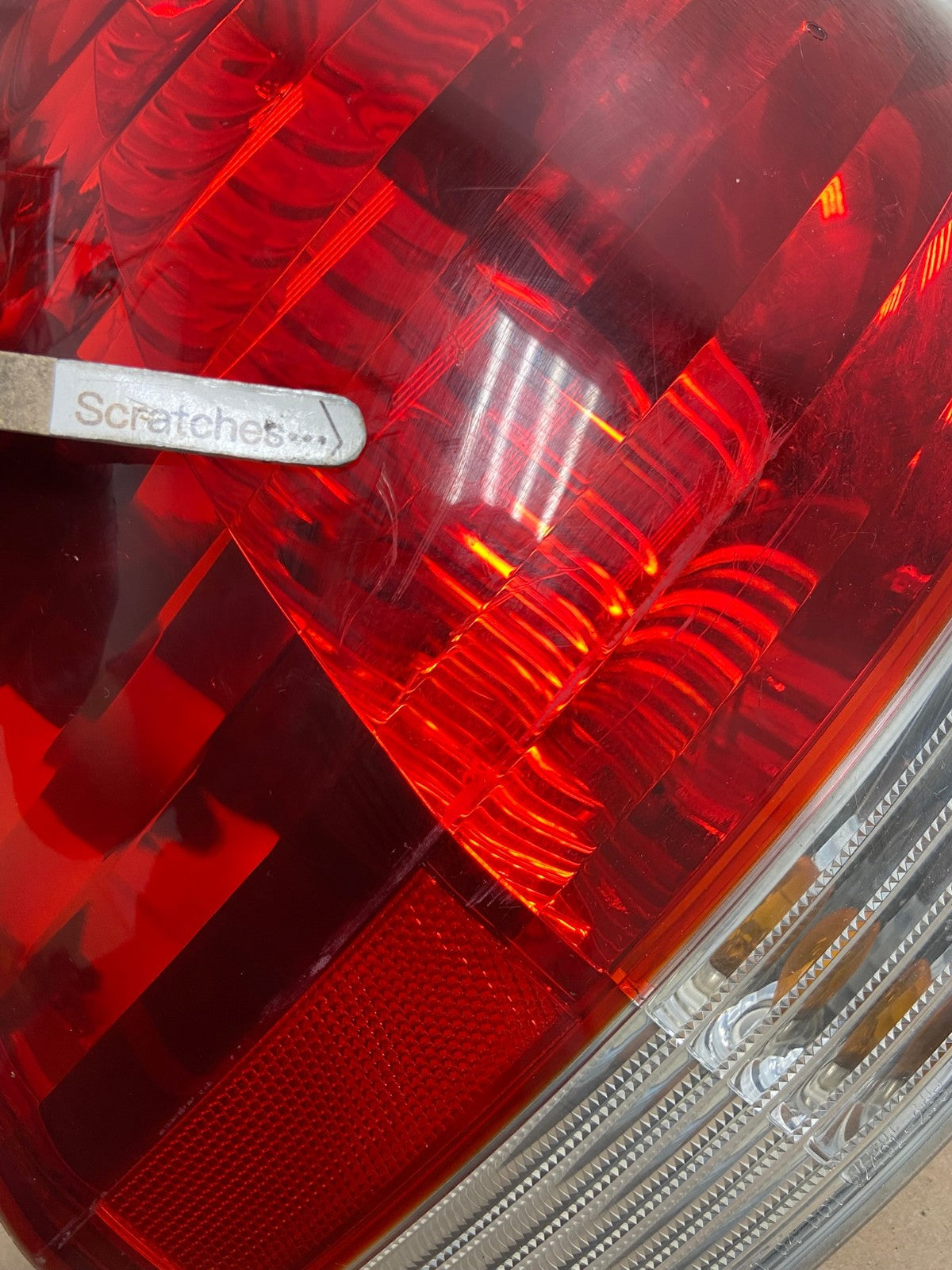 2005 to 2006 Hyundai Santa Fe Left Driver Side Tail Light AG3331 LK3