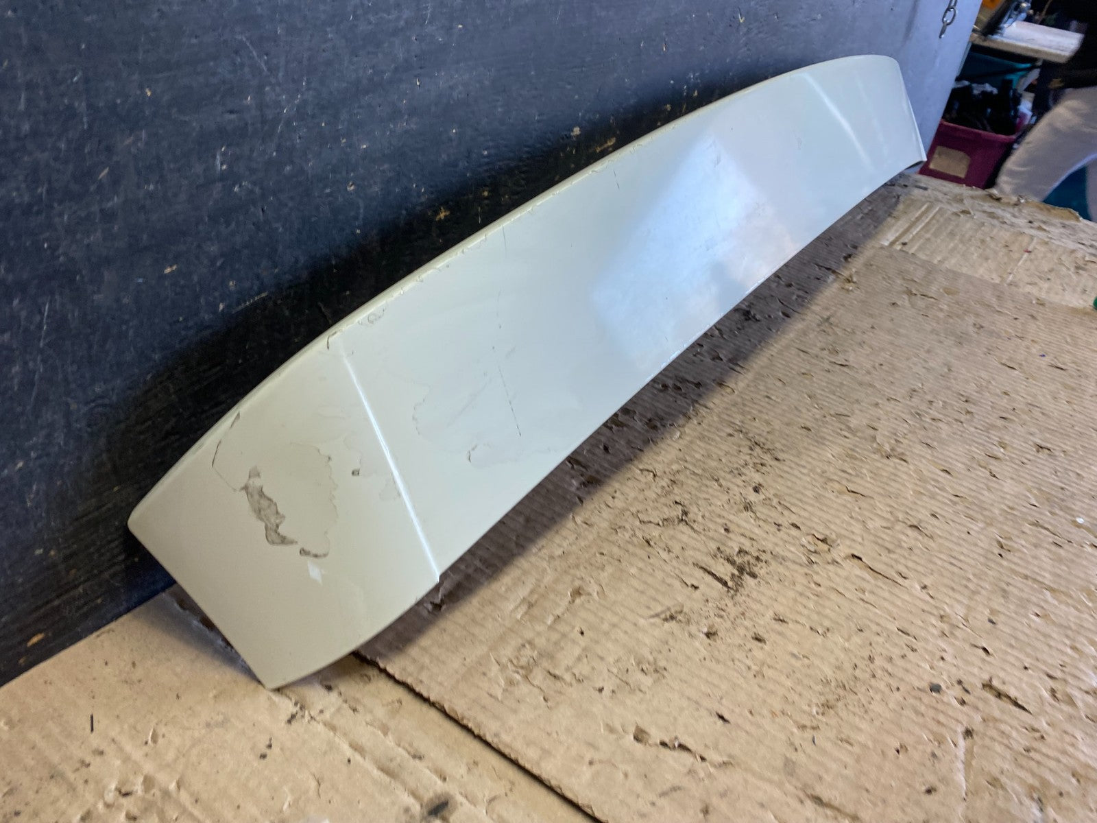 2007 to 2009 AUDI Q7 Rear Tailgate Spoiler W/ 3RD Third Brake Light OEM x0002 DG2