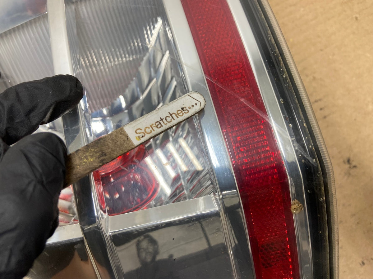2007 to 2010 Ford Edge Tail light Left Driver Side AH4160 LK4