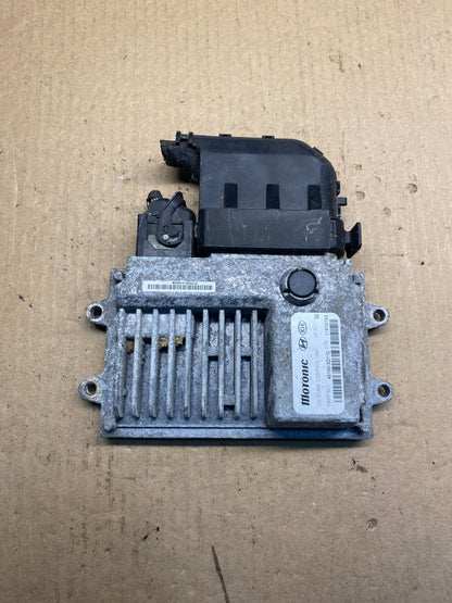 2011-2015 Optima Hybrid Kia Hyundai Sonata Oil Pump Control Module ag7019 DG0