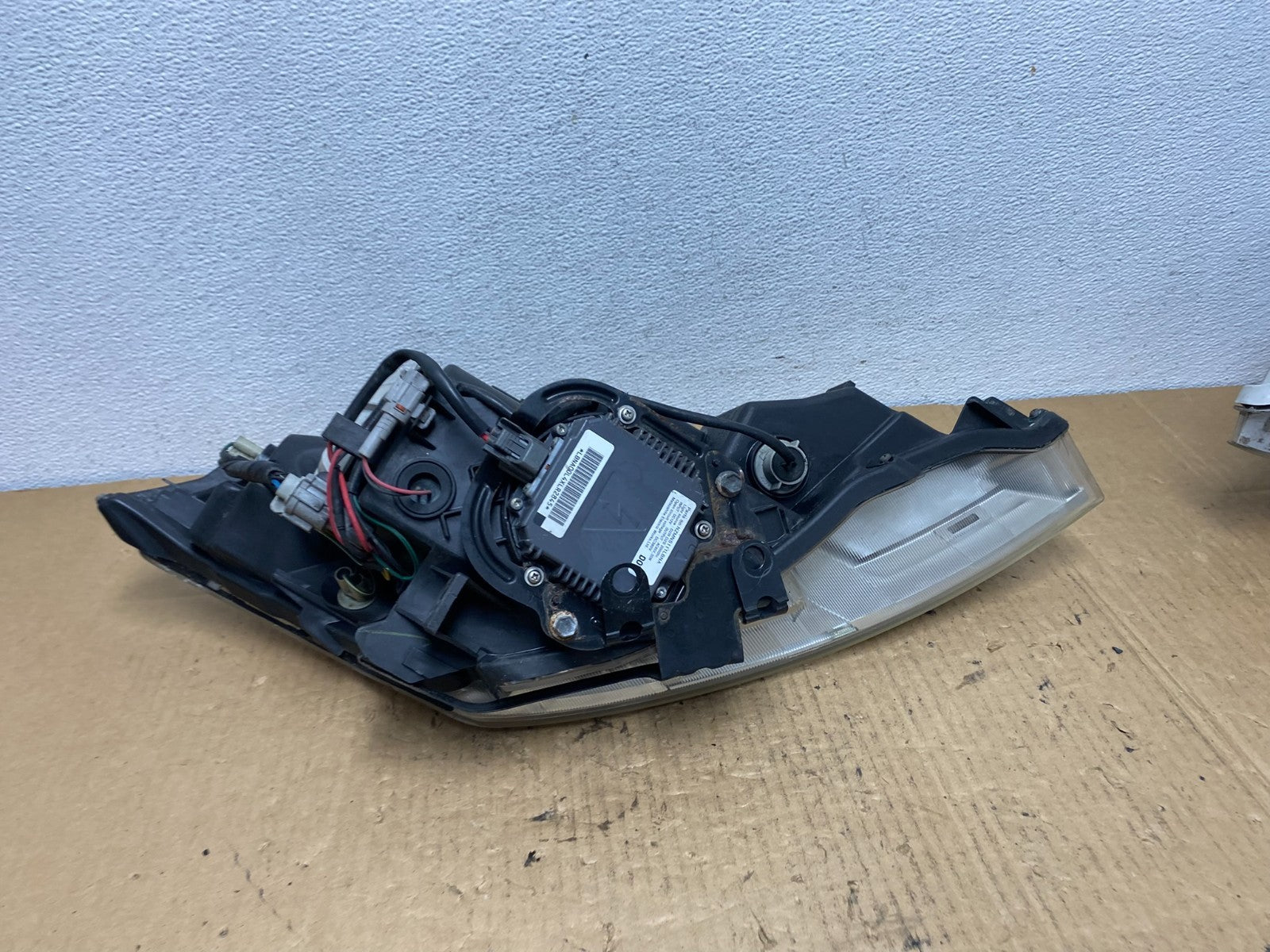 2003 to 2007 Nissan Murano Headlight Xenon HID Left Driver LH AC7805 DW7