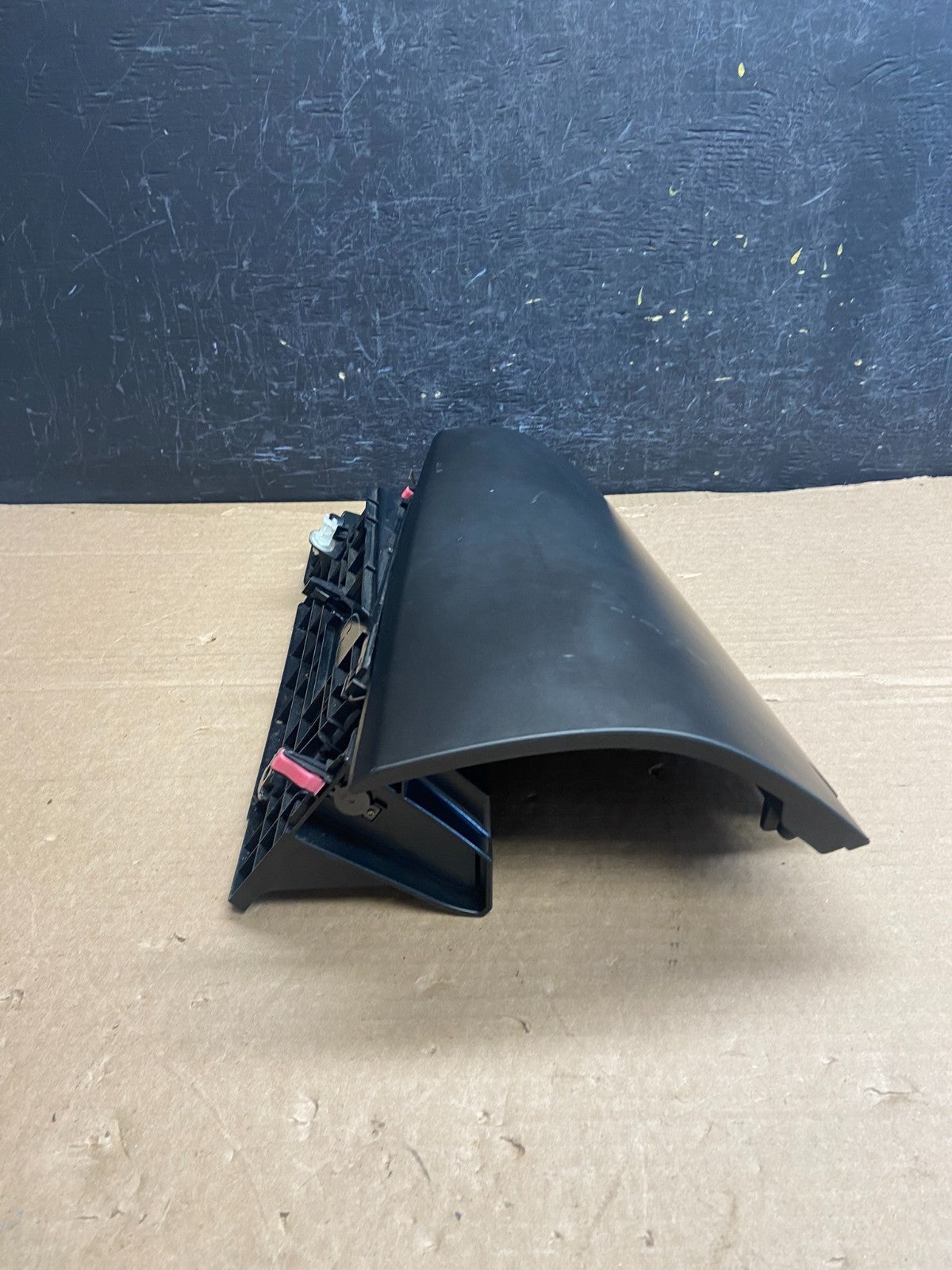 2004 to 2009 Toyota Prius Glove Box Storage Compartment 55531-47050 AF24572
