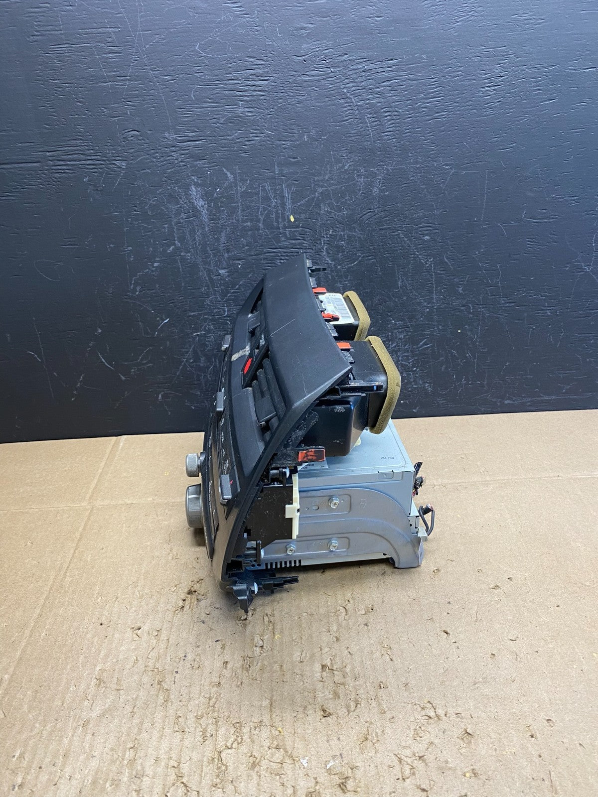2008 to 2009 Honda Accord Audio Equipment Radio Audio AM-FM-6CD AC4607 DG2