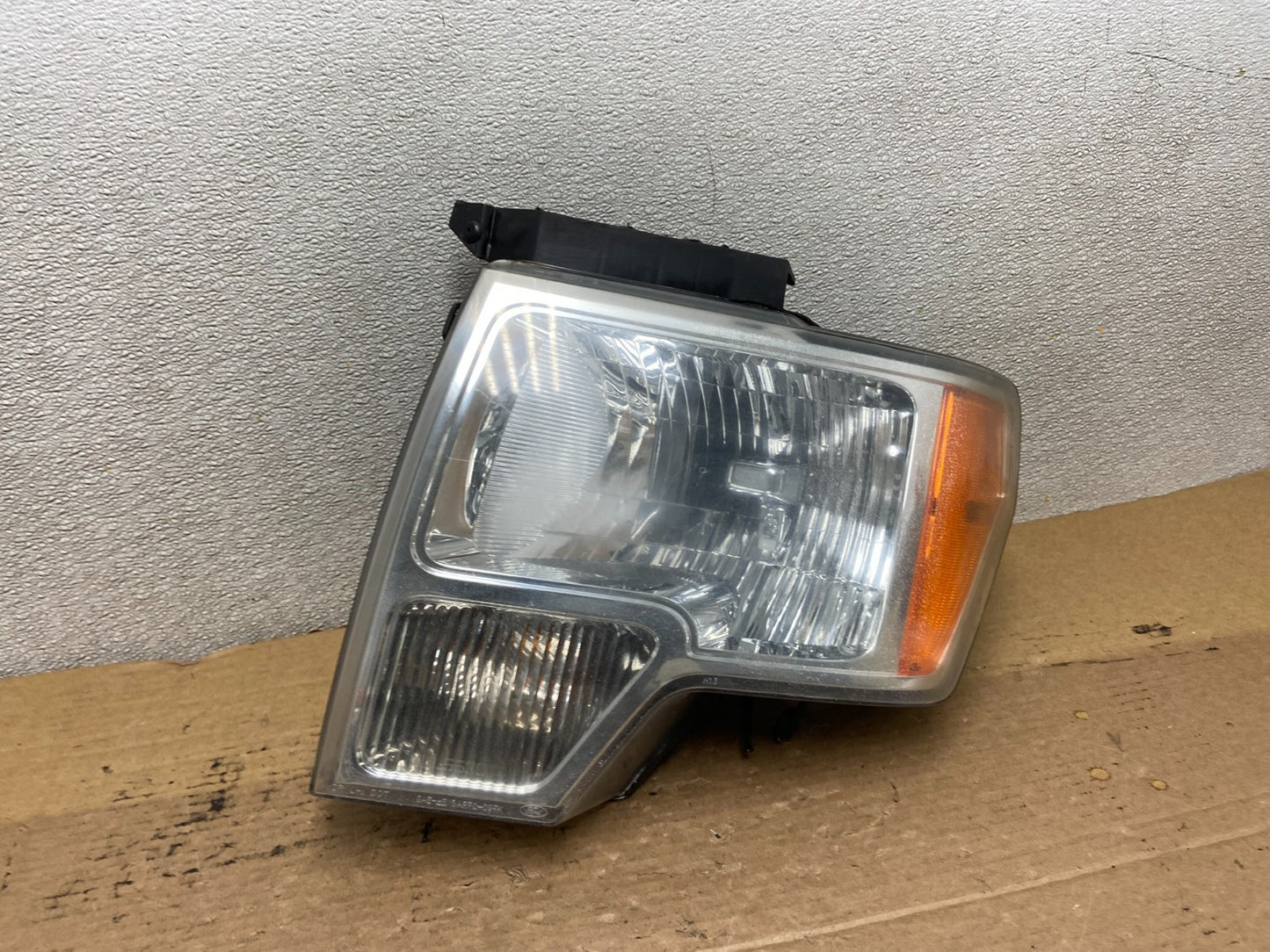 2009 to 2014 Ford F-150 F150 Left Driver Lh Halogen Headlight Oem AB5341 DW0