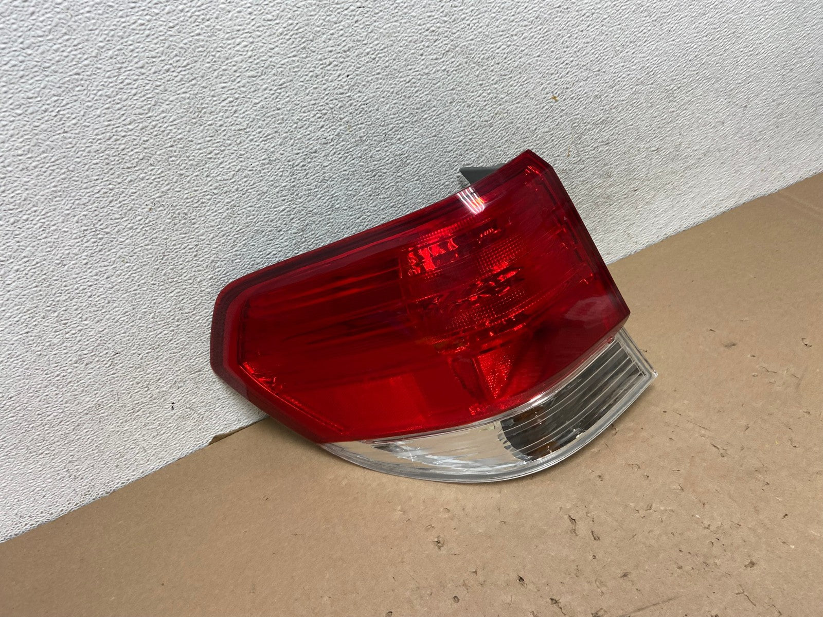 2008 2009 2010 Honda Odyssey Left Driver LH Side Tail Light DEPO AG4200 LK2