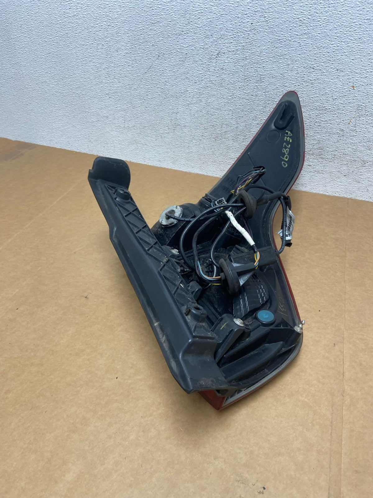 2011 2012 2013 2014 2015 Ford Explorer Left Driver LH Side Tail light AE2890 LK6