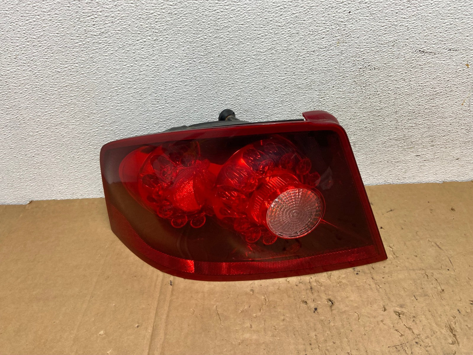 2011 to 2014 Dodge Avenger Left Driver Lh Side Tail Light AD3290 LK0