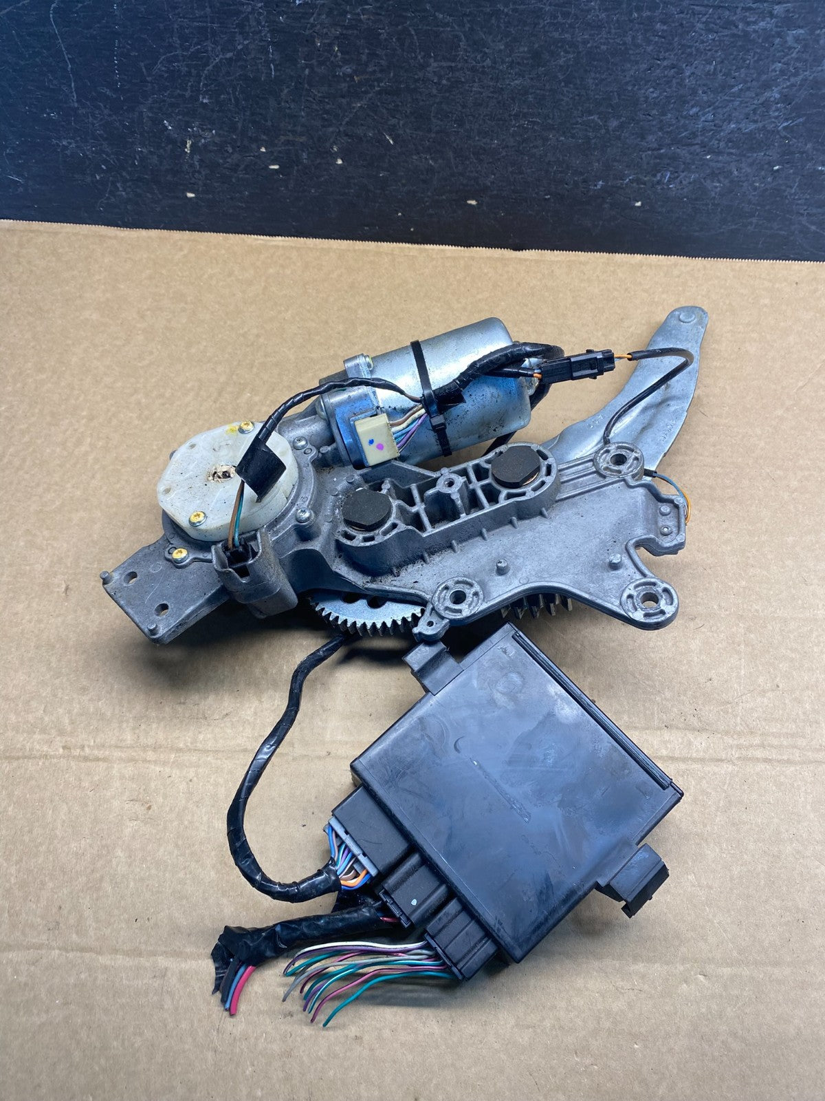 2009 2014 Buick Chevrolet GMC Liftgate Door Module Motor af7612 DG0