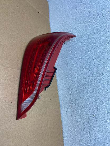 2009 to 2012 Audi Q5 Left Driver LH Side Tail light AD5464 LK1