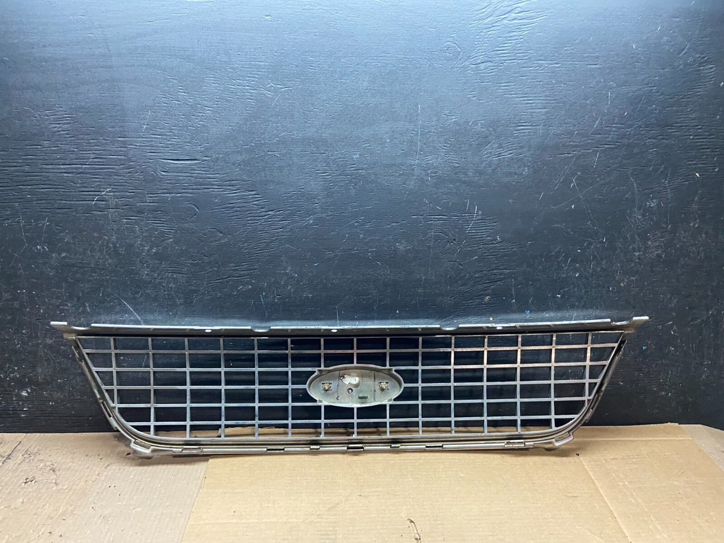 2004 to 2007 Ford Freestar Front Grill Grille 3F23-17K945 H7152 OEM3