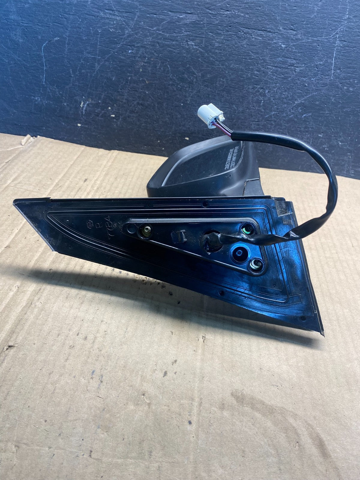 2004 to 2009 Toyota Prius Right Passenger RH Side View Door Mirror AE2251 DW4