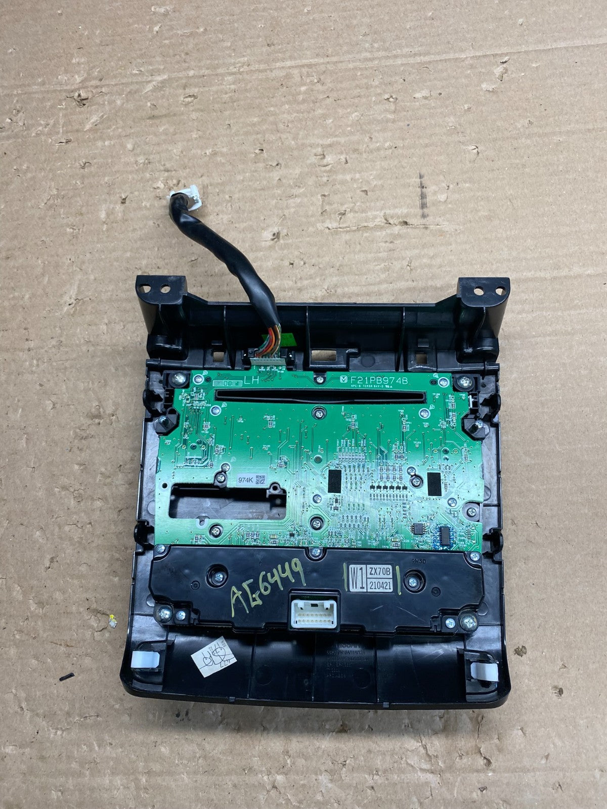 2009 2011 Nissan Maxima Radio Audio Panel Climate Control Bezel Trim AG6449 DG7