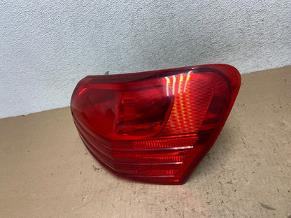 2008 to 2015 Nissan Rogue Right Passenger Rh Side Tail Light AG43891