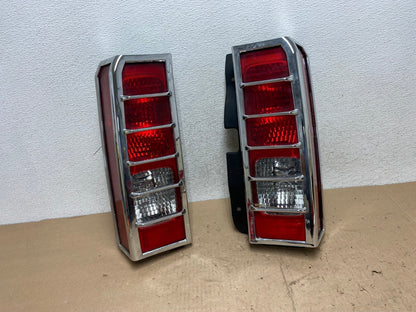 2006 to 2008 Hummer H3 Left+Right Side Tail Lights AG5582 LK0