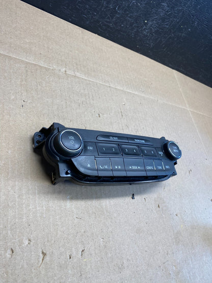 2014 2015 Chevrolet Malibu AM FM Radio Control Panel AC6229 DG2