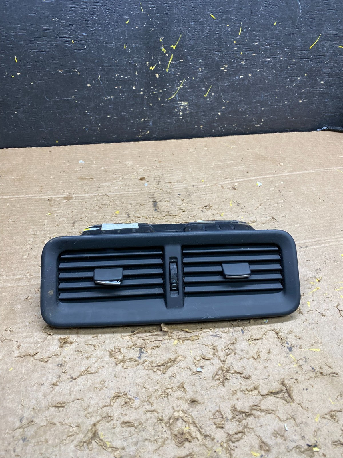 2007 - 2012 Range Rover Front Upper Center Dashboard Heater AC Air Vent x1642 DG0
