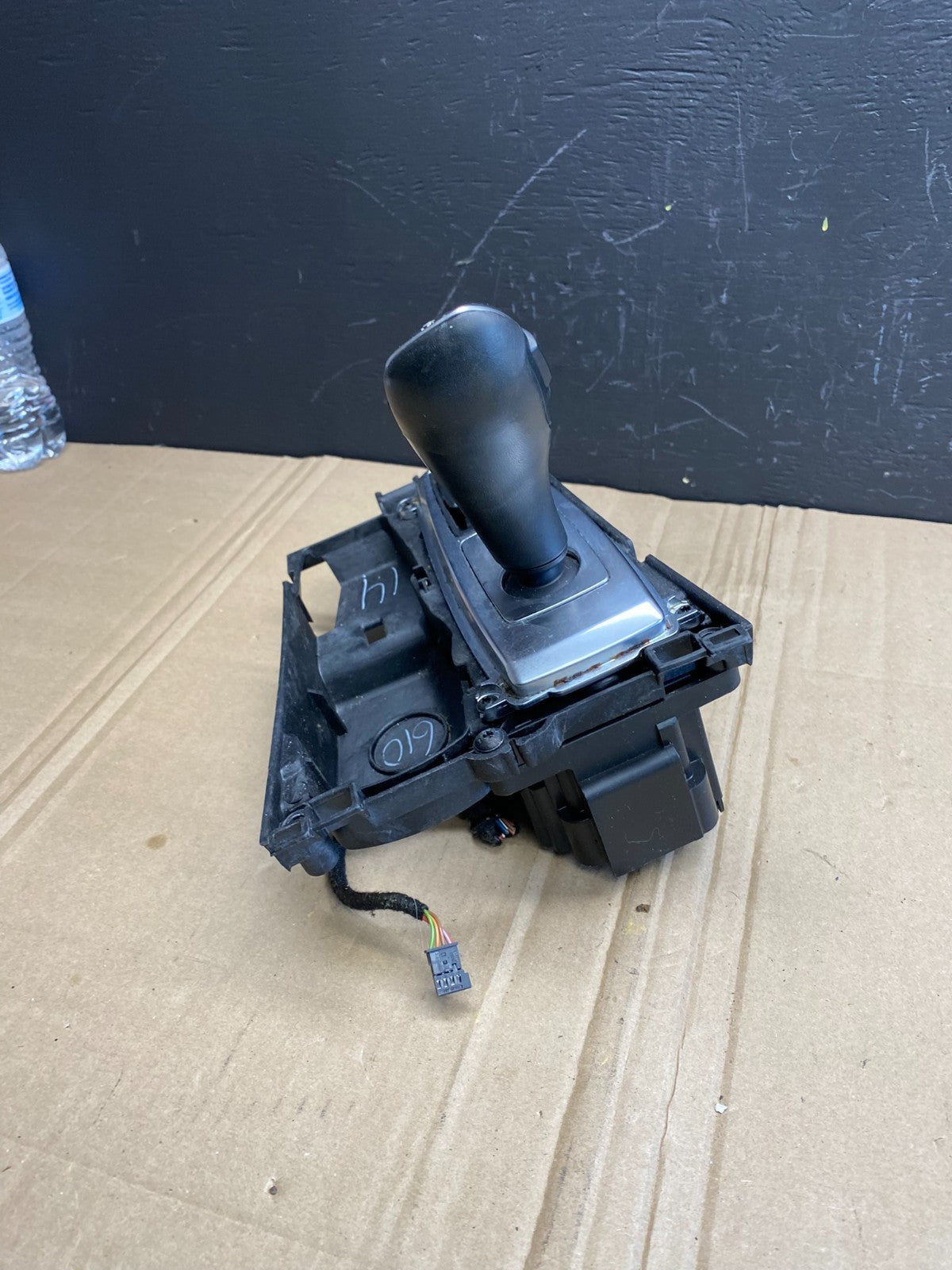 2007 to 2013 BMW X5 E70 Shift Shifter Selector Gear W/ Bezel AB8708 DG3